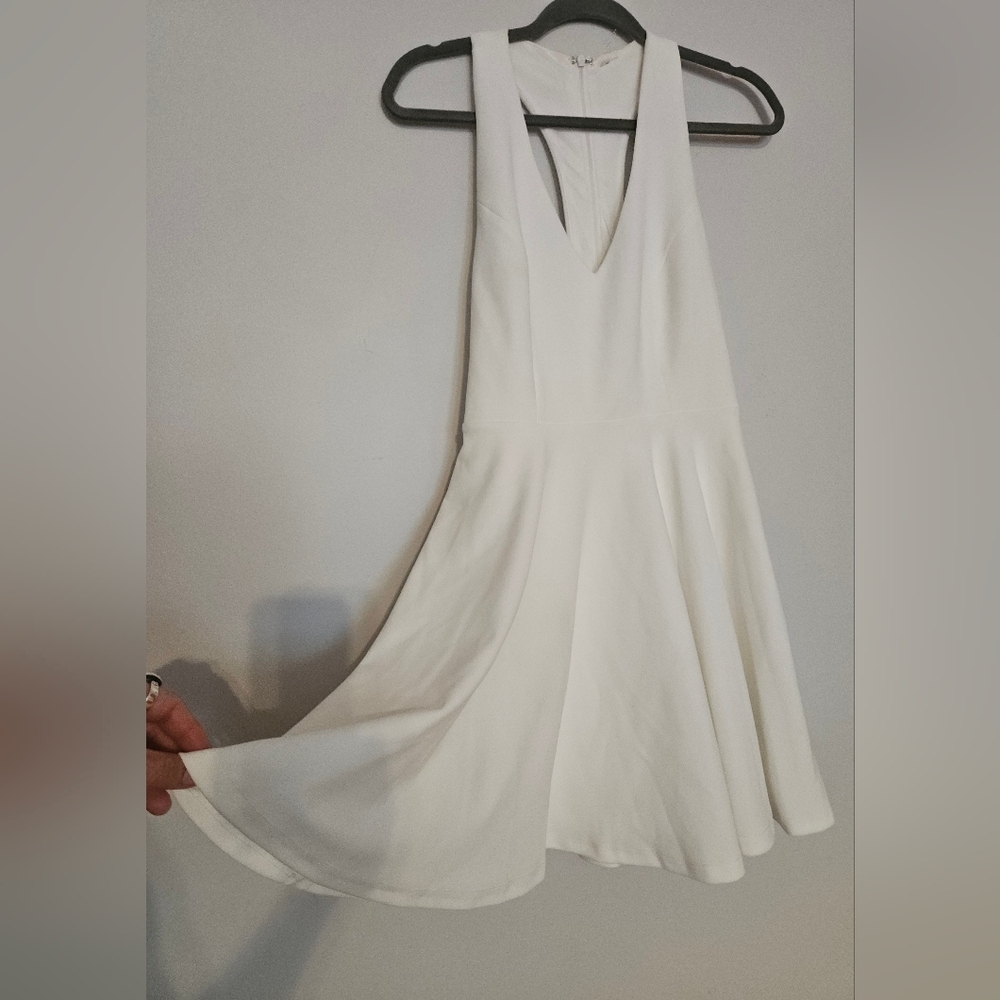 Large womens white strapless dress